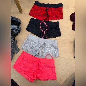 La SENZA lace Shorts